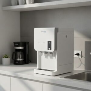 dispensador de agua sobre mesa